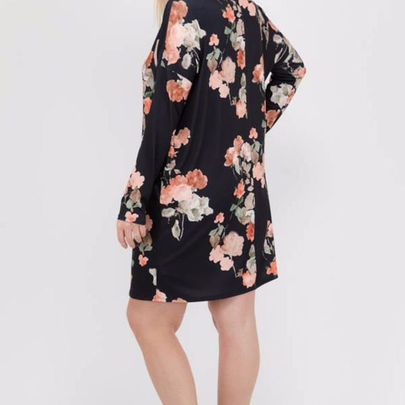 Sold out Navy floral print dress Final $$ drop - Picture 3 of 6
